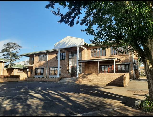 127M² OFFICE TO LET IN HILLCREST CENTRAL